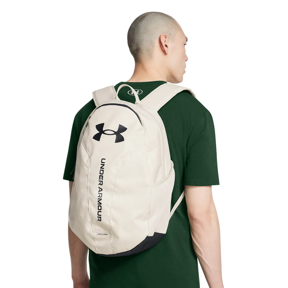 תיק גב ספורטיבי עם תא למחשב נייד מבית Under Armour דגם Hustle Lite Backpack 26L - Image 3