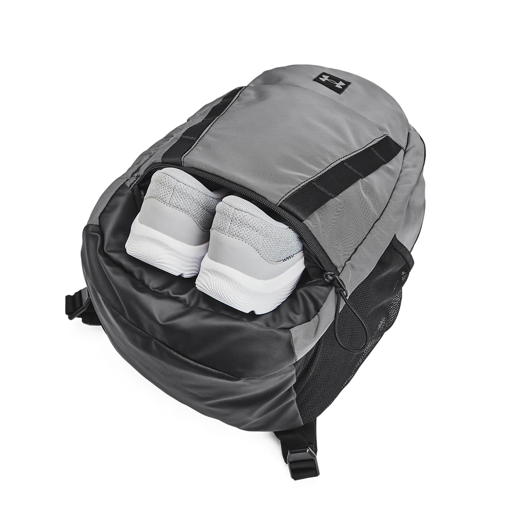 תיק גב ספורטיבי עם תא ללפטופ ״15.6 מבית Under Armour דגם Hustle Signature Women's Backpack 25L - Image 3