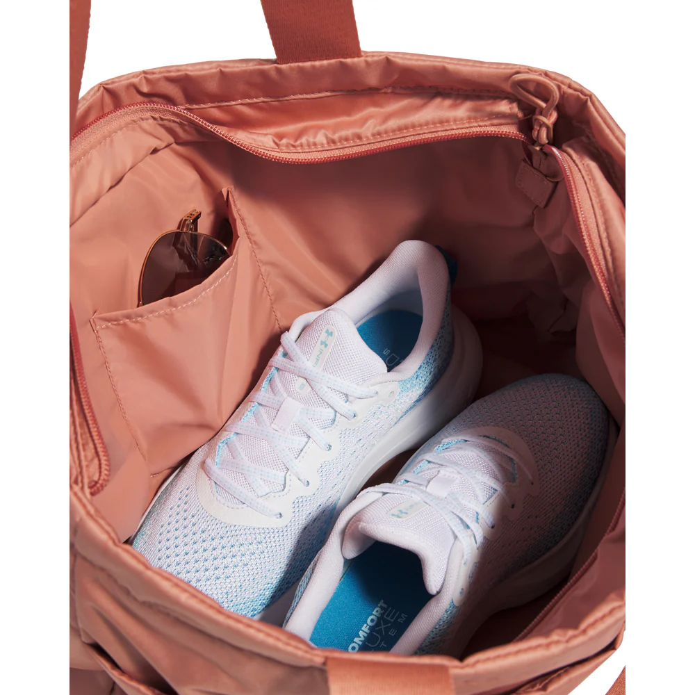 תיק נשיאה אופנתי וספורטיבי מבית  UNDER ARMOUR דגם Studio Lite Tote Bag 16L - Image 6