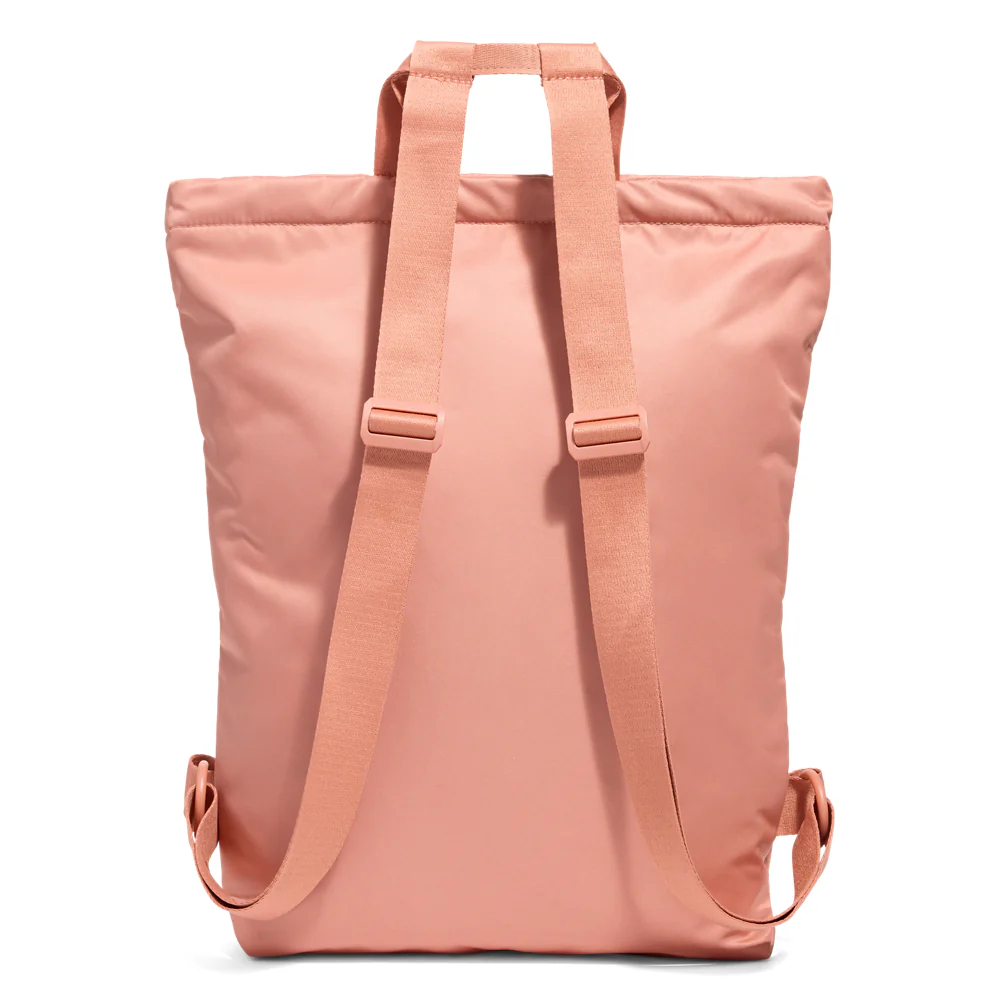 תיק גב Under Armour במראה ספורטיבי וקל משקל דגם Studio Lite Backpack 16L - Image 5